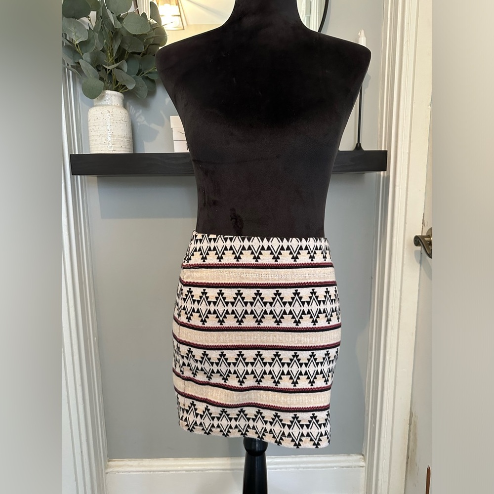 Nollie skirt Aztec sweater design